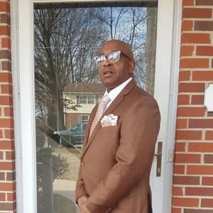 Meet your Posher, Thomas ray